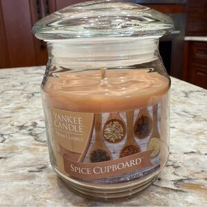 New Yankee Candle Spice Cupboard Tan Jar Candle 7 Ounce